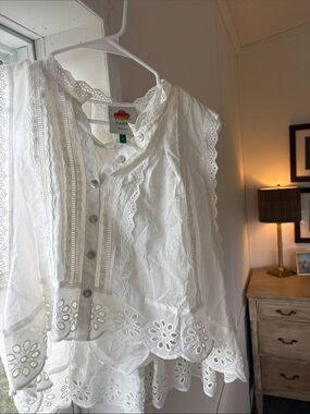 FARM Rio White Eyelet Lace Cotton Blouse